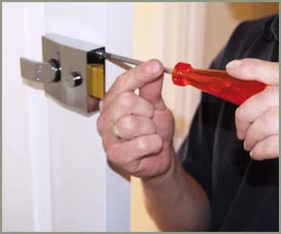 Locksmith Solution Services Houston, TX 713-470-0699 Locksmith Solution Services Houston, TX 713-470-0699 - 68-44-11